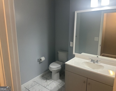 7712 Autry Circle - Photo Thumbnail 26