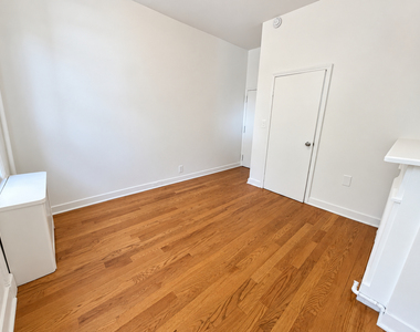 369 Menahan Street - Photo Thumbnail 6