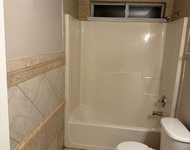 449 Kara Lane - Photo Thumbnail 5