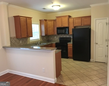 287 Oconee River Circle - Photo Thumbnail 2