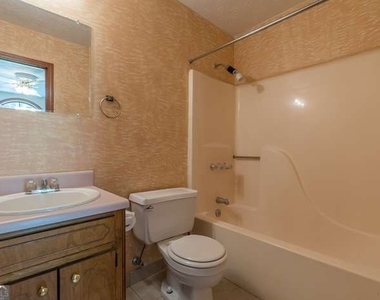 4174 Warren Road - Photo Thumbnail 35
