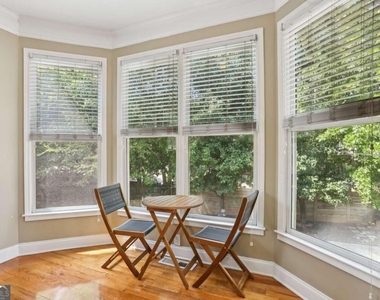 663 Windsor Street Sw - Photo Thumbnail 12