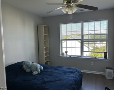 164 Sowers Dr - Photo Thumbnail 11