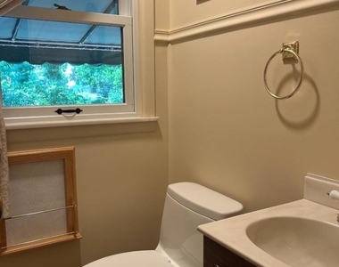 106 Liggett Blvd - Photo Thumbnail 10