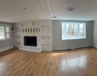 5 Linabury Ln - Photo Thumbnail 4