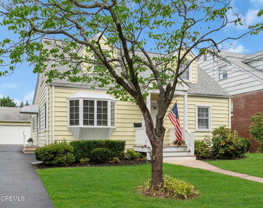 312 Salem Avenue - Photo Thumbnail 1
