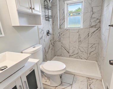 611 Bingham Street - Photo Thumbnail 19