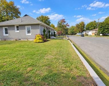 611 Bingham Street - Photo Thumbnail 26