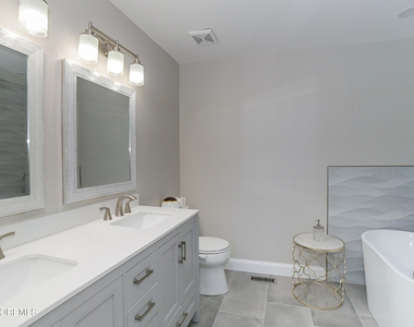 41 Tower Hill Drive - Photo Thumbnail 21