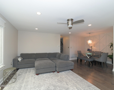 41 Tower Hill Drive - Photo Thumbnail 8