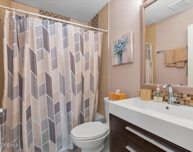 119 Avery Avenue - Photo Thumbnail 9