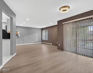 27 Meadow Green Circle - Photo Thumbnail 9