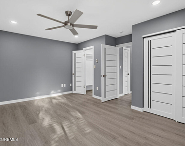 27 Meadow Green Circle - Photo Thumbnail 30