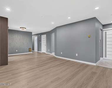 27 Meadow Green Circle - Photo Thumbnail 7
