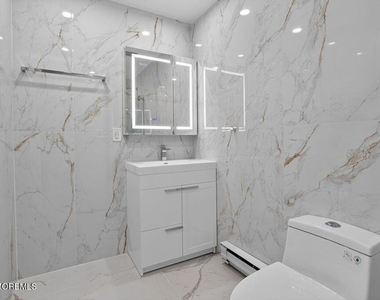 27 Meadow Green Circle - Photo Thumbnail 22