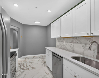 27 Meadow Green Circle - Photo Thumbnail 18