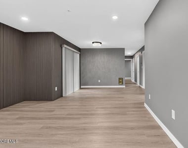 27 Meadow Green Circle - Photo Thumbnail 6