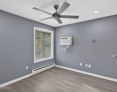 27 Meadow Green Circle - Photo Thumbnail 37
