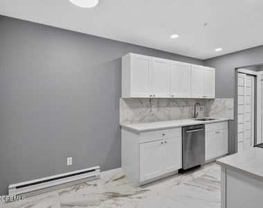 27 Meadow Green Circle - Photo Thumbnail 17