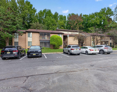 27 Meadow Green Circle - Photo Thumbnail 40