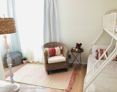 362 Venice Drive - Photo Thumbnail 8