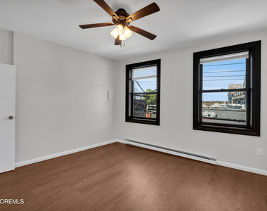 31 W Front Street - Photo Thumbnail 9