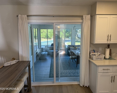 90 Atlantis Avenue - Photo Thumbnail 5