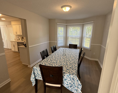 90 Atlantis Avenue - Photo Thumbnail 9