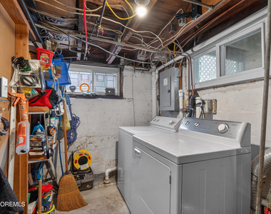 211 Lareine Avenue - Photo Thumbnail 28
