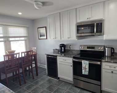 1201 Ocean Avenue - Photo Thumbnail 11
