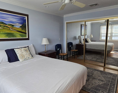 1201 Ocean Avenue - Photo Thumbnail 15