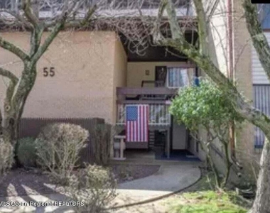 55 Amberly Drive - Photo Thumbnail 17