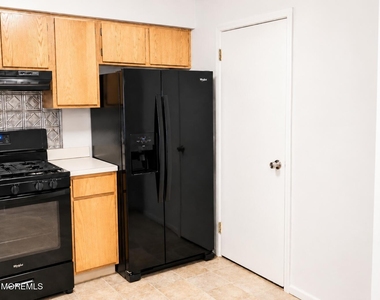 113 Dundee Court - Photo Thumbnail 6