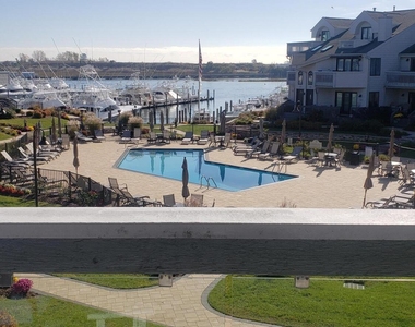 210 Ashley Avenue - Photo Thumbnail 24