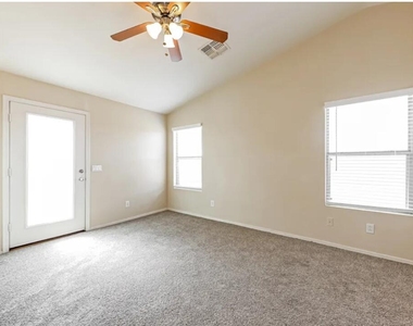 15230 N 162nd Lane - Photo Thumbnail 8