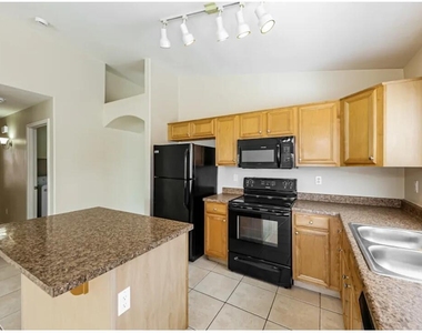 15230 N 162nd Lane - Photo Thumbnail 5