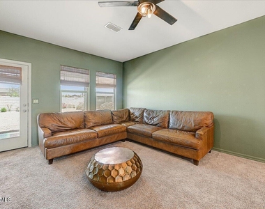 19254 W Pierson Street - Photo Thumbnail 13