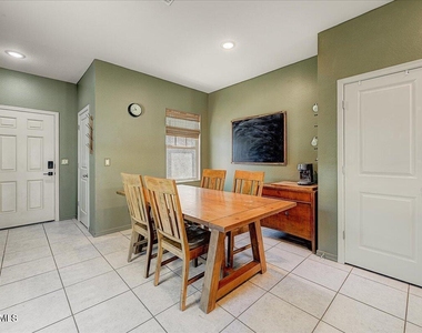 19254 W Pierson Street - Photo Thumbnail 4