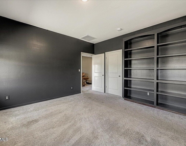 19254 W Pierson Street - Photo Thumbnail 19