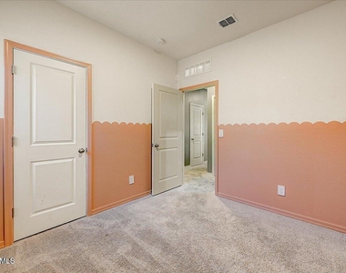 19254 W Pierson Street - Photo Thumbnail 25