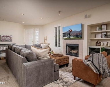 7400 E Gainey Club Drive - Photo Thumbnail 4
