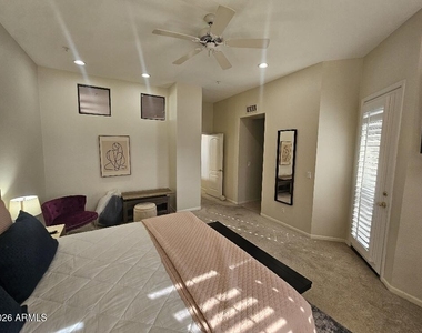 7400 E Gainey Club Drive - Photo Thumbnail 14