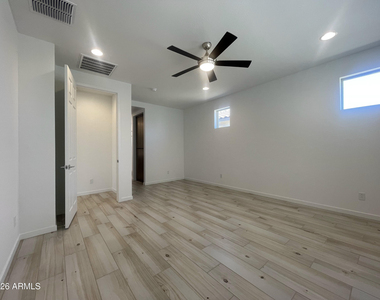 21292 E Macaw Drive - Photo Thumbnail 12