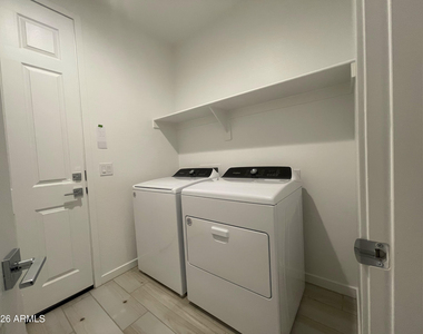 21292 E Macaw Drive - Photo Thumbnail 27