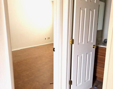 1840 S Las Palmas Circle - Photo Thumbnail 25