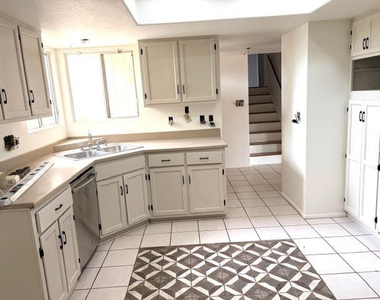 1840 S Las Palmas Circle - Photo Thumbnail 7