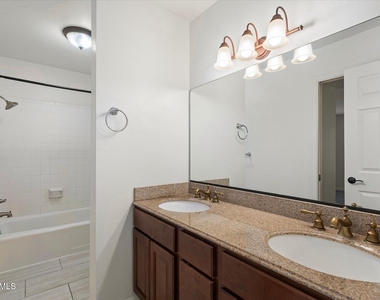 4804 N 73rd Street - Photo Thumbnail 11