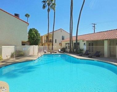 4804 N 73rd Street - Photo Thumbnail 19