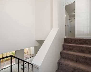 4804 N 73rd Street - Photo Thumbnail 10