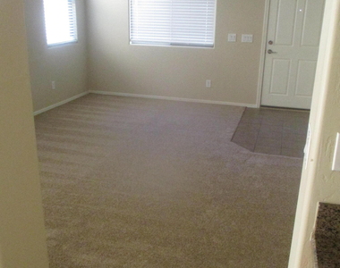3894 S Napa Lane - Photo Thumbnail 9